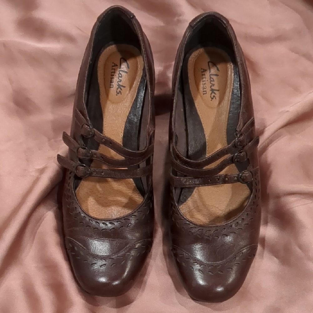 Clarks Artisan Dark Brown Women's Flats